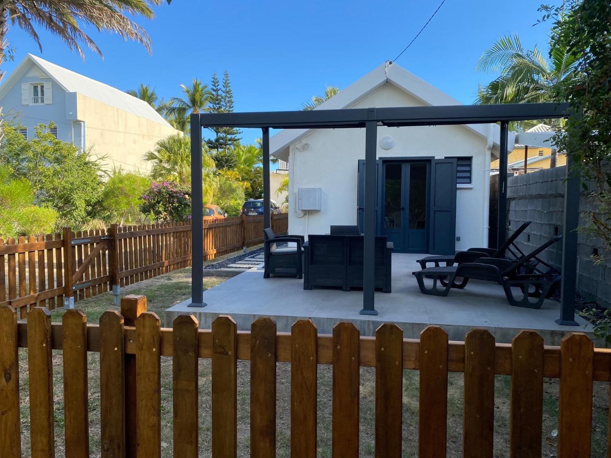Villa & Bungalow 'Coco Des Sables' Les Pieds Dans L'Eau La Saline Le Bains Buitenkant foto